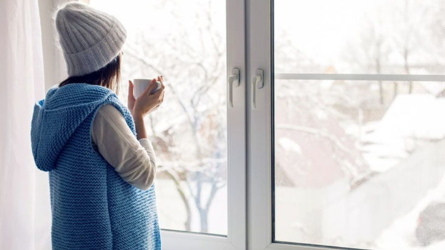 How to Keep Cold Air From Coming Through Your Windows: 8 Best Ways