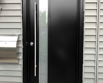 Steel Entry Modern Flat Door Black with Long Glass and Long Handle