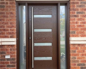 Fiberglass-door-with-4-glass-and-sidelites_4104.jpg