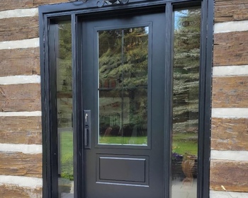 Black-Soho-single-door-with-2-sidelites_5941.jpg
