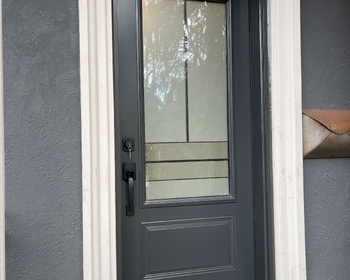 Grey-door-with-Avenue-glass.jpg