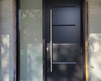 8'-Vog-steel-door-with-frosted-glass-218.jpg