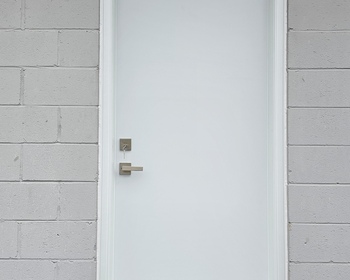 Side-flush-door.JPG
