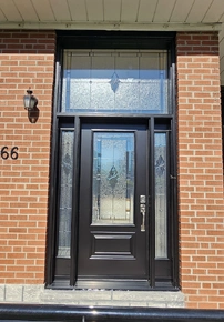 Single-door-with-2-sidelites-and-desing-glass-transom.jpg