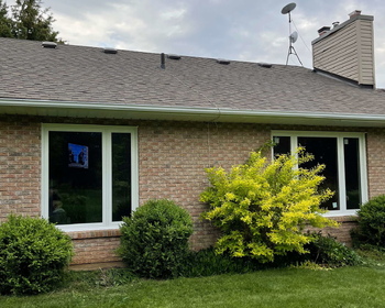 Offset casement windows