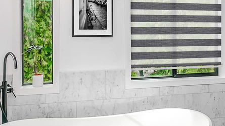 Blinds for Bathroom Windows: 7 Key Guidelines for Making a Choice