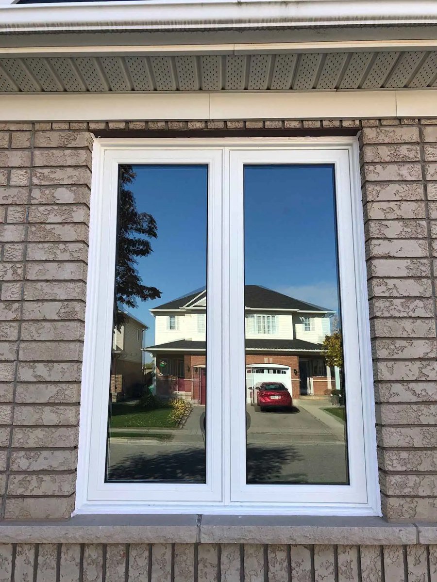 Casement replacement windows installed in Toronto home for better insulation