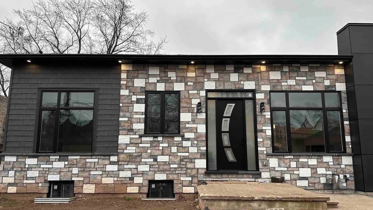 Ontario Window Rebate for ENERGY STAR Windows ENERGY STAR replacement windows eligible for the Ontario Home Renovation Savings Program rebate